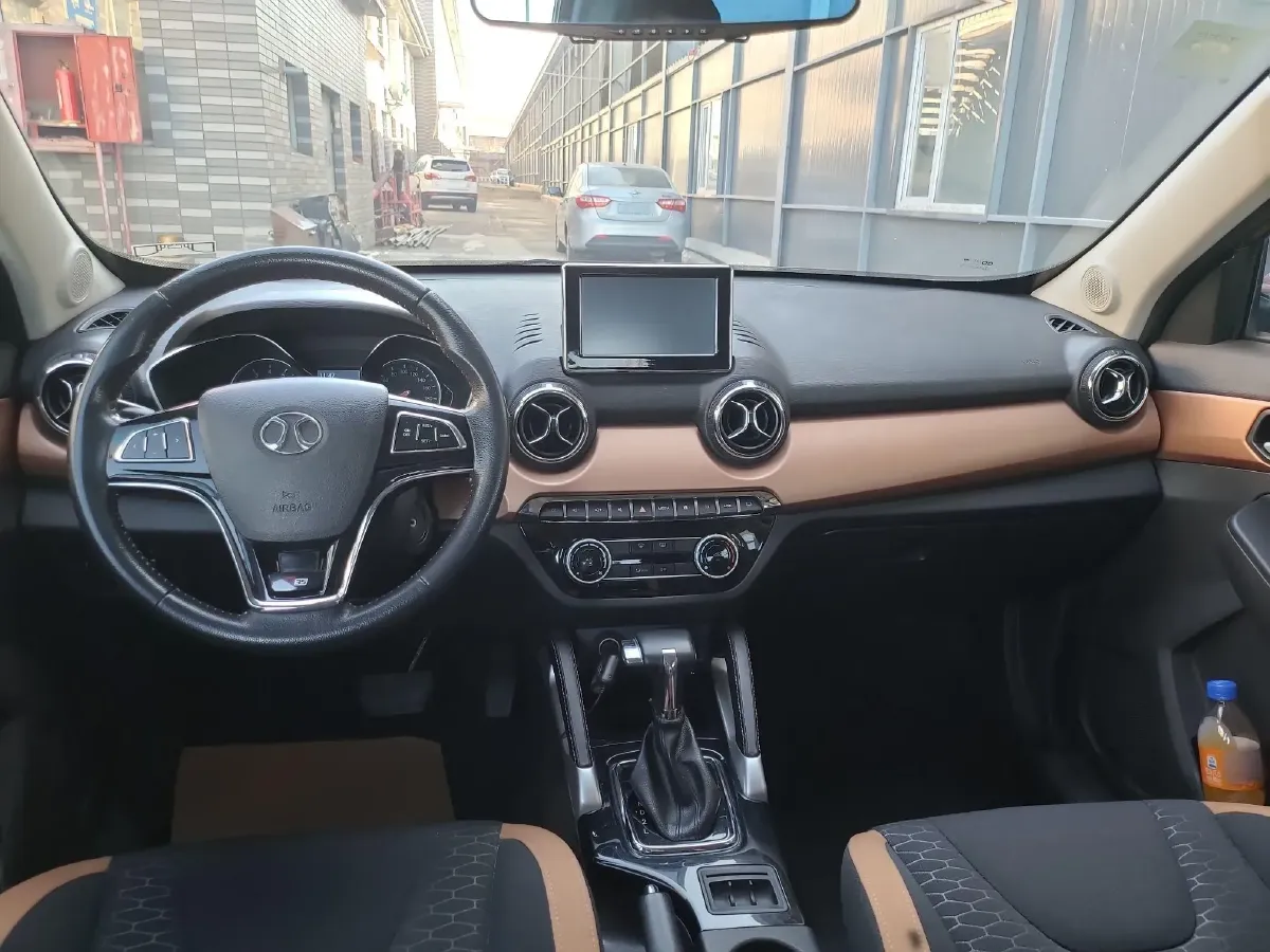 2016 BeiJing Auto Senova X35 1.5L 116HP L4 4AT,autocango,china used car exporter,china ev exporter,chinese used car exporter,chinese used ev exporter