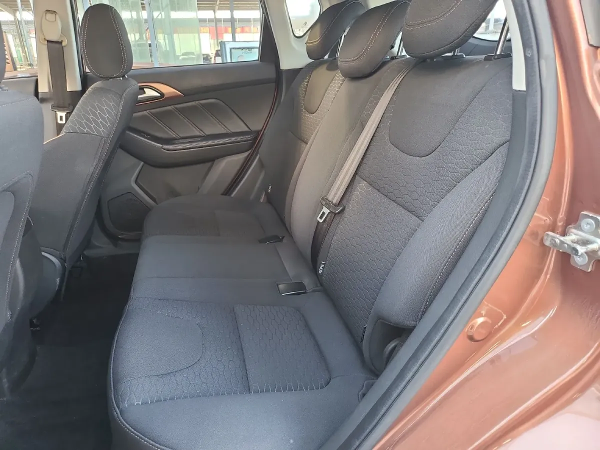 2016 BeiJing Auto Senova X35 1.5L 116HP L4 4AT,autocango,china used car exporter,china ev exporter,chinese used car exporter,chinese used ev exporter