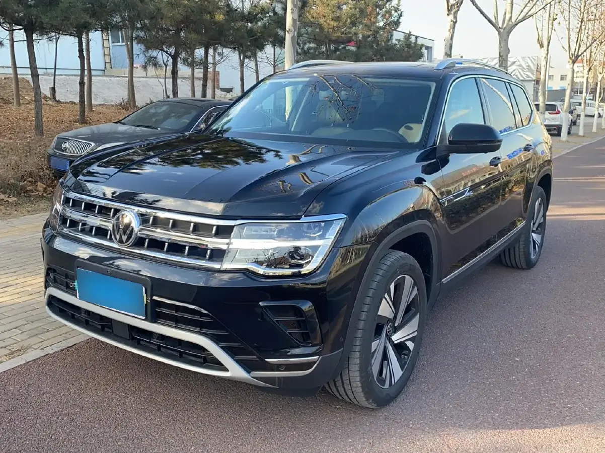 2024 Volkswagen Teramont 2.0T 220HP L4 7DCT