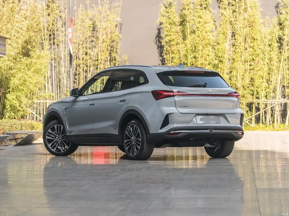 2021 Rising Auto MARVEL R 2AT BEV 69.9KWH,autocango,china used car exporter,china ev exporter,chinese used car exporter,chinese used ev exporter