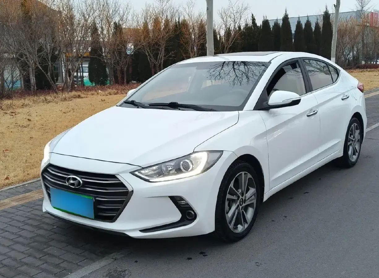2016 Hyundai Elantra 1.6L 130HP L4 6AT