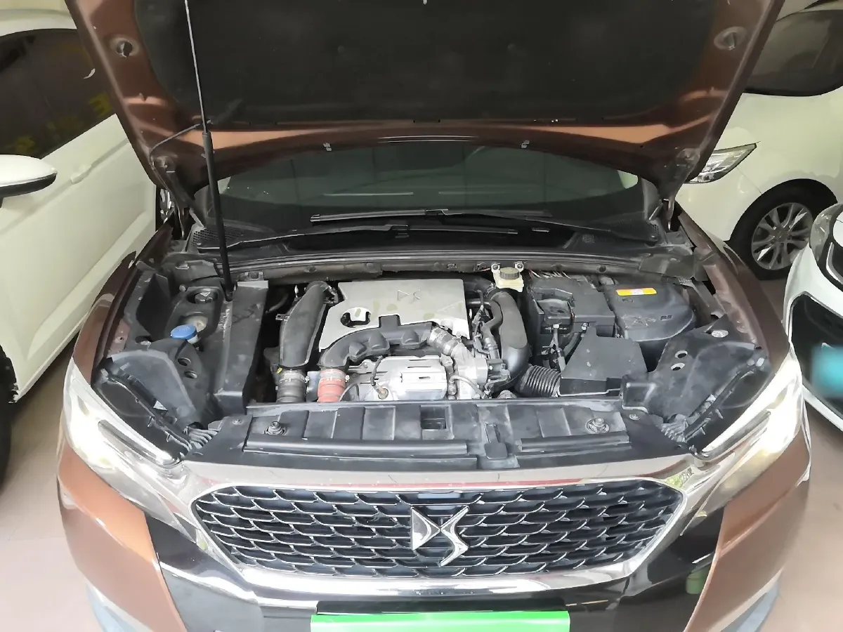 2014 DS 6 1.6T 167HP L4 6AT,autocango,china used car exporter,china ev exporter,chinese used car exporter,chinese used ev exporter