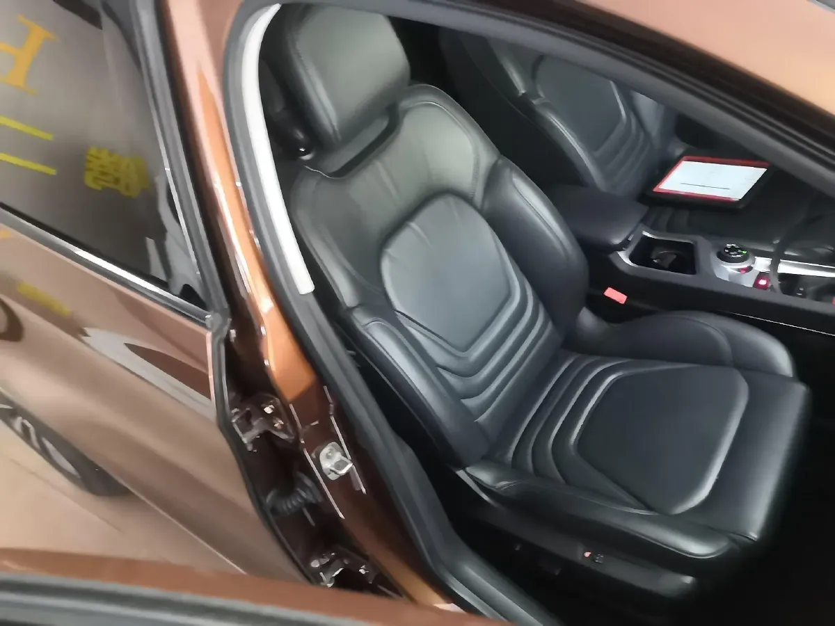 2014 DS 6 1.6T 167HP L4 6AT,autocango,china used car exporter,china ev exporter,chinese used car exporter,chinese used ev exporter