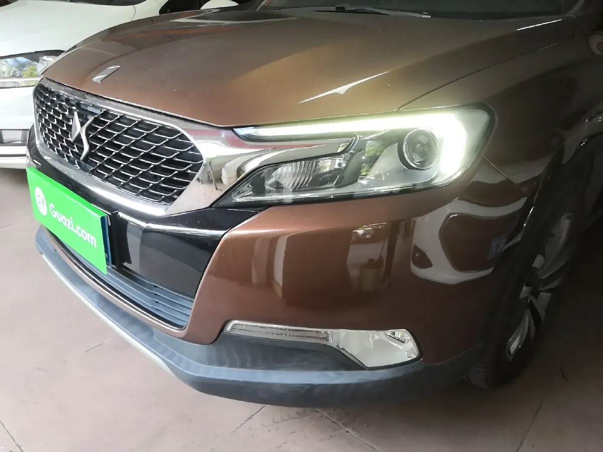 2014 DS 6 1.6T 167HP L4 6AT,autocango,china used car exporter,china ev exporter,chinese used car exporter,chinese used ev exporter