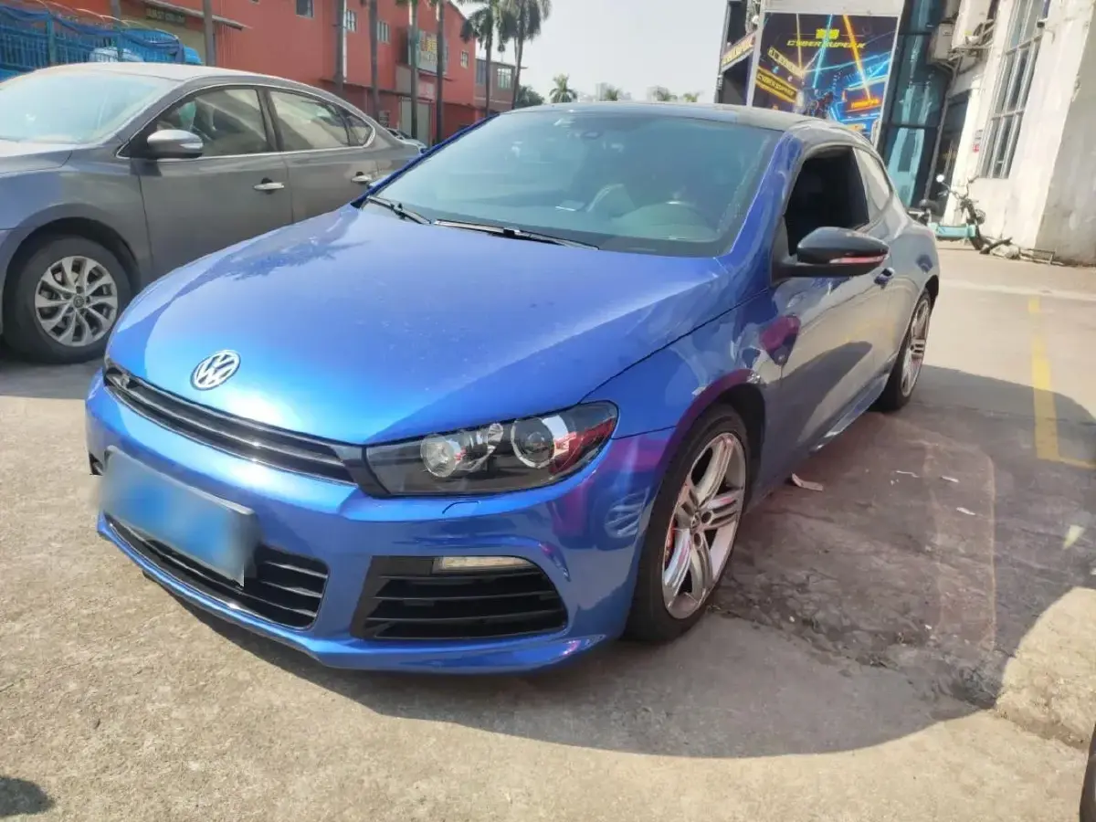 2011 Volkswagen Scirocco 2.0T 256HP L4 6DCT