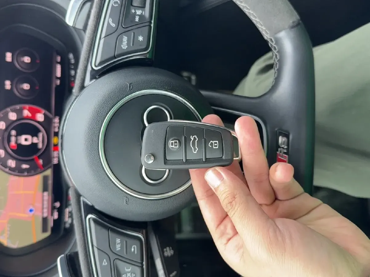 2017 Audi RS 3 2.5T 400HP L5 7DCT,autocango,china used car exporter,china ev exporter,chinese used car exporter,chinese used ev exporter