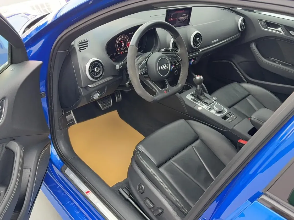 2017 Audi RS 3 2.5T 400HP L5 7DCT,autocango,china used car exporter,china ev exporter,chinese used car exporter,chinese used ev exporter