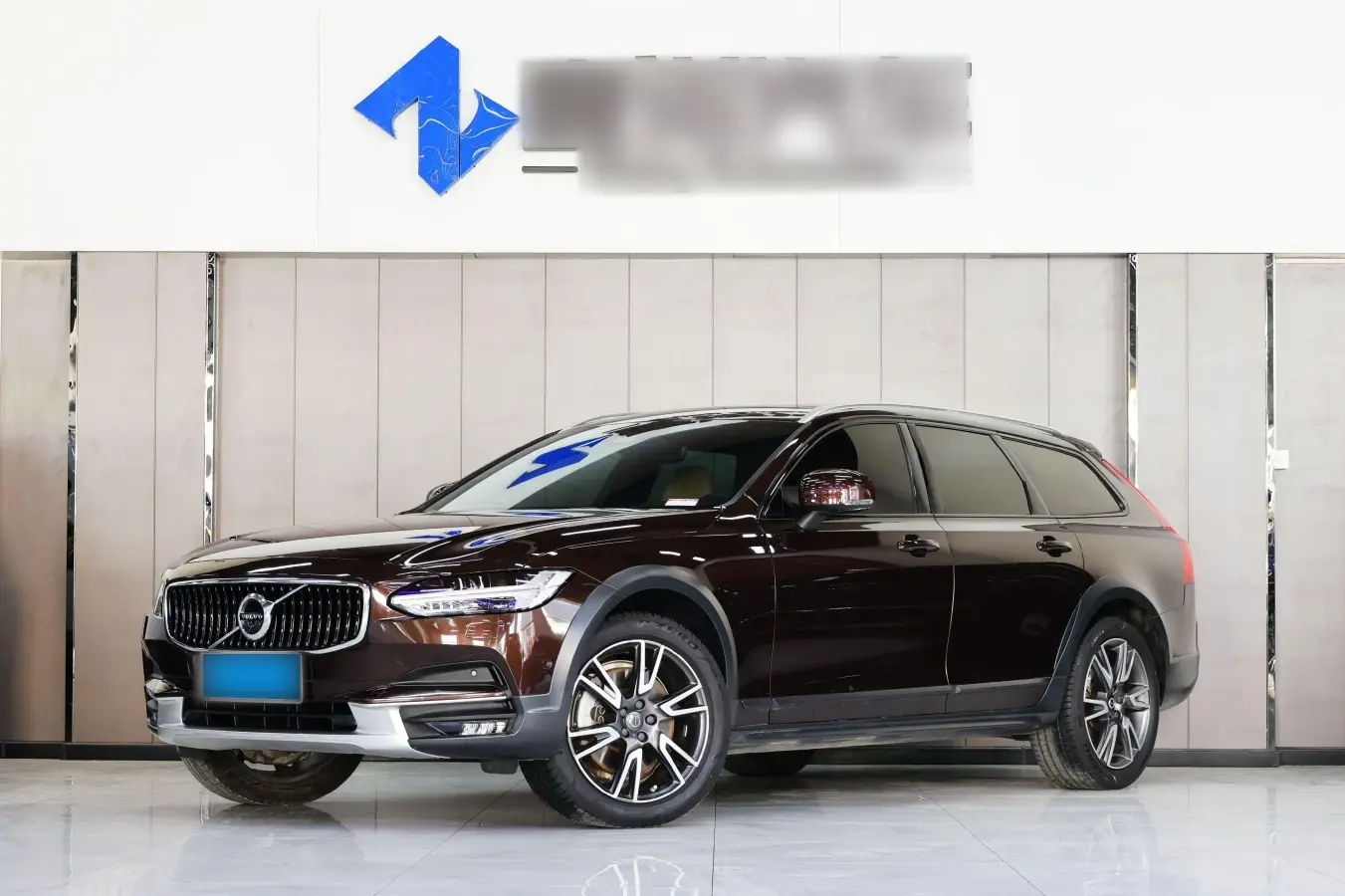 2017 Volvo V90 2.0T 254HP L4 8AT