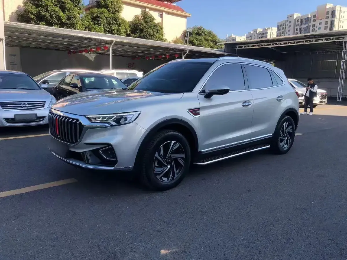 2022 HongQi HS5 2.0T 224HP L4 6AT