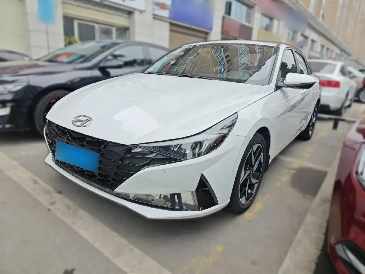 2021 Hyundai Elantra 1.5L 115HP L4 CVT