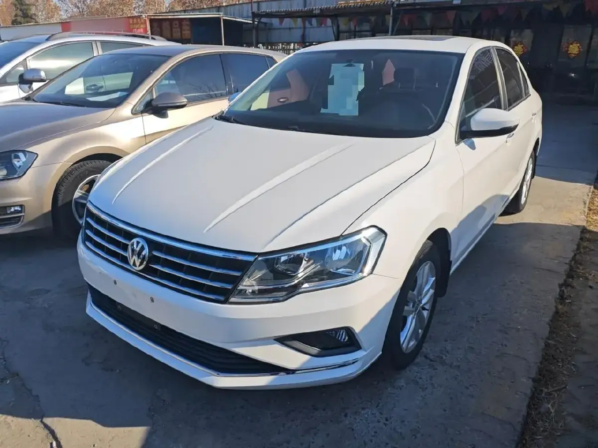 2017 Volkswagen Jetta 1.5L 110HP L4 5MT