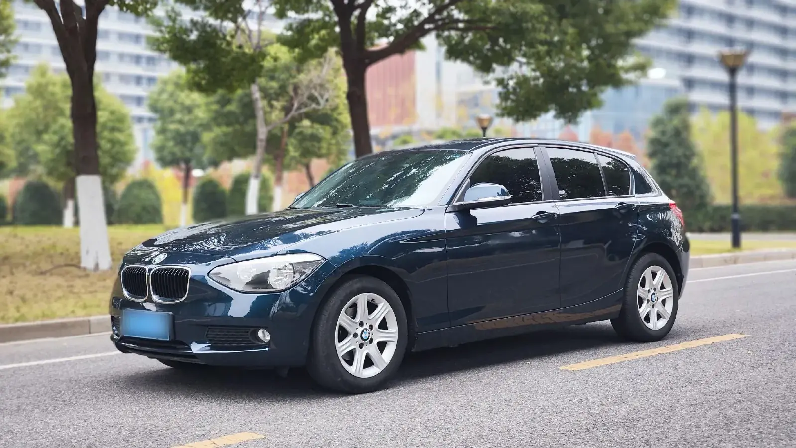 2013 BMW 1 Series 1.6T 136HP L4 8AT