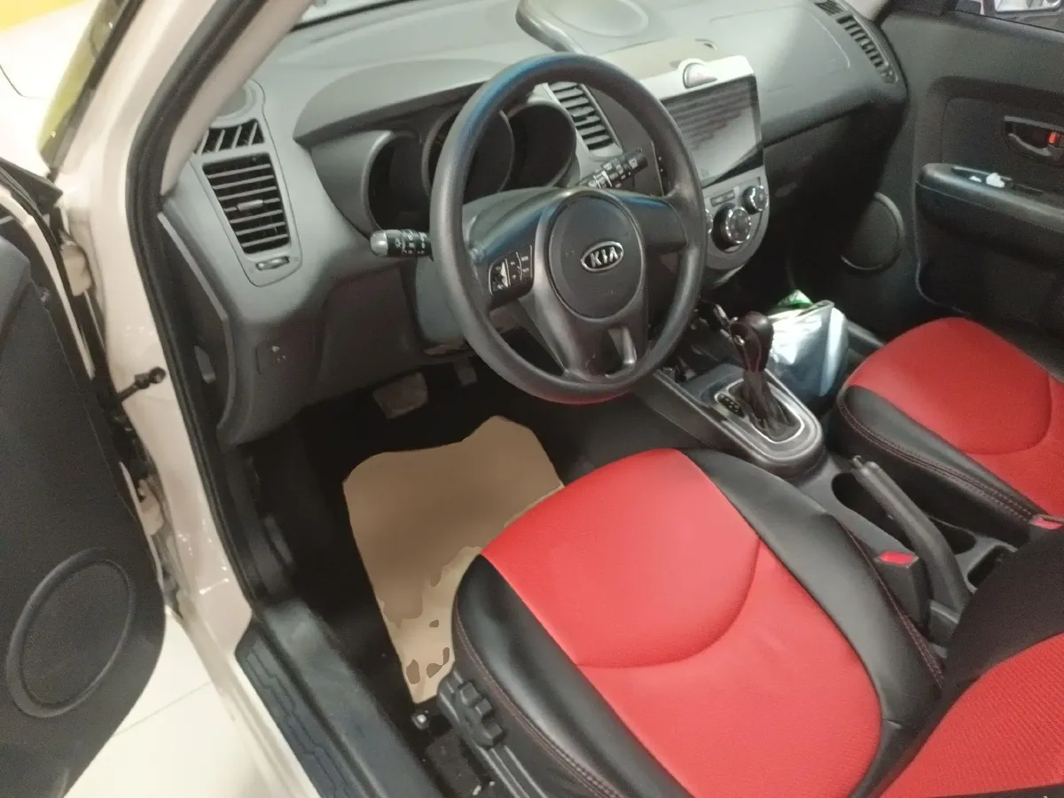 2013 Kia Soul 1.6L 123HP L4 4AT,autocango,china used car exporter,china ev exporter,chinese used car exporter,chinese used ev exporter