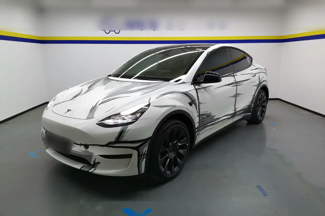 2022 Tesla Model Y BEV 60KWH