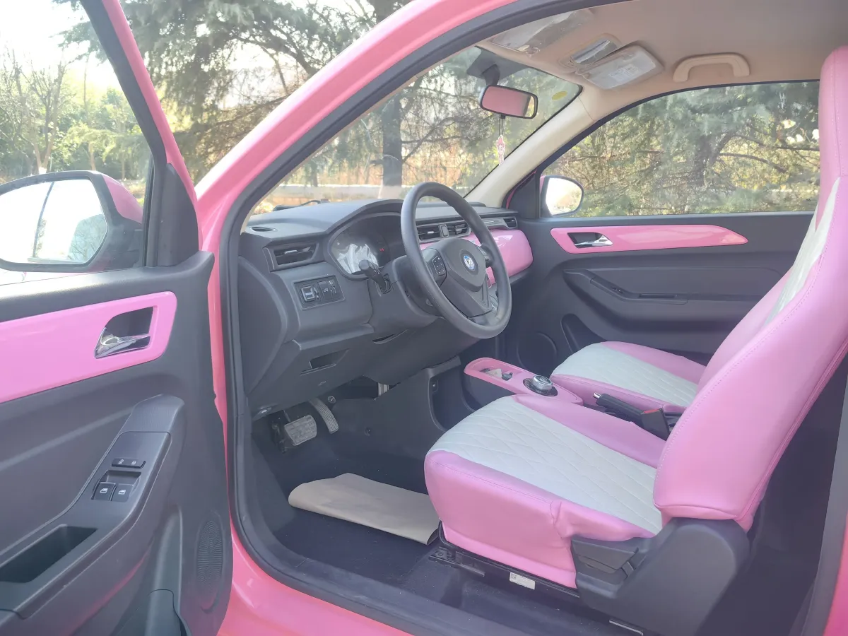 2021 HuaChenXinRi i03 BEV 31.45KWH,autocango,china used car exporter,china ev exporter,chinese used car exporter,chinese used ev exporter