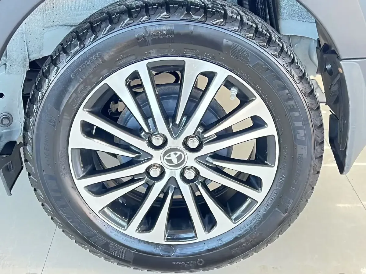 2021 Toyota Yaris L 1.5L 112HP L4 CVT,autocango,china used car exporter,china ev exporter,chinese used car exporter,chinese used ev exporter