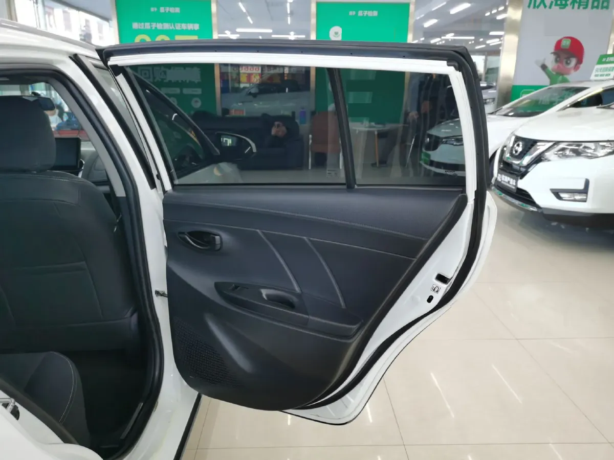 2021 Toyota Yaris L 1.5L 112HP L4 CVT,autocango,china used car exporter,china ev exporter,chinese used car exporter,chinese used ev exporter