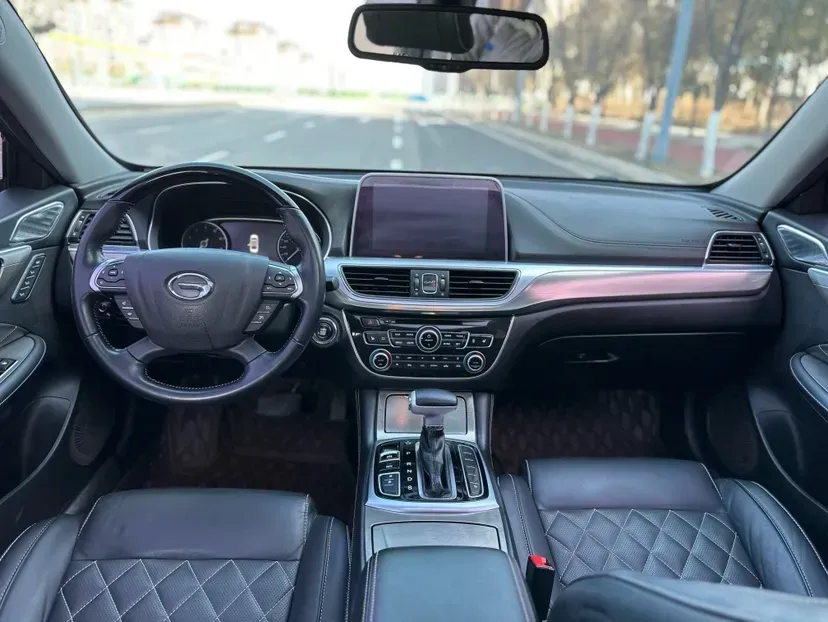 2017 GAC Trumpchi GA8 2.0T 197HP L4 6AT,autocango,china used car exporter,china ev exporter,chinese used car exporter,chinese used ev exporter