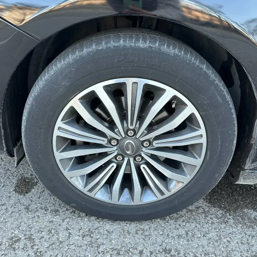 2017 GAC Trumpchi GA8 2.0T 197HP L4 6AT,autocango,china used car exporter,china ev exporter,chinese used car exporter,chinese used ev exporter