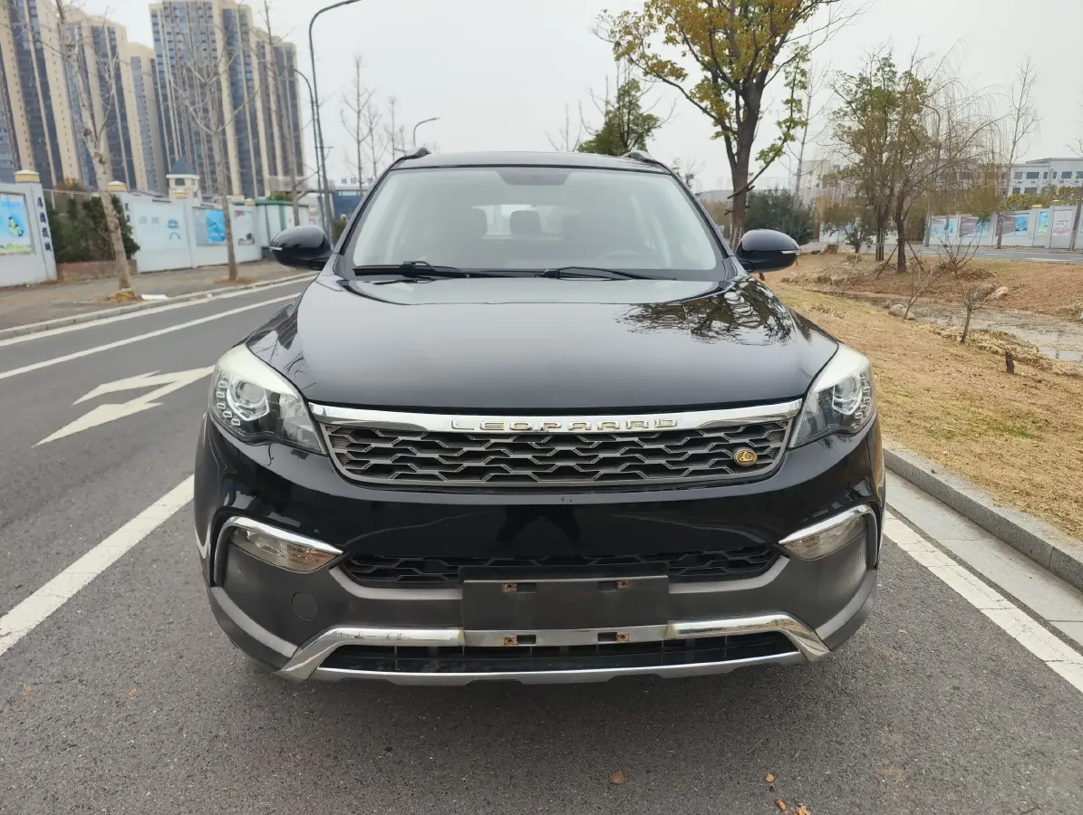 2015 Leopaard CS10 2.0T 177HP L4 6MT,autocango,china used car exporter,china ev exporter,chinese used car exporter,chinese used ev exporter