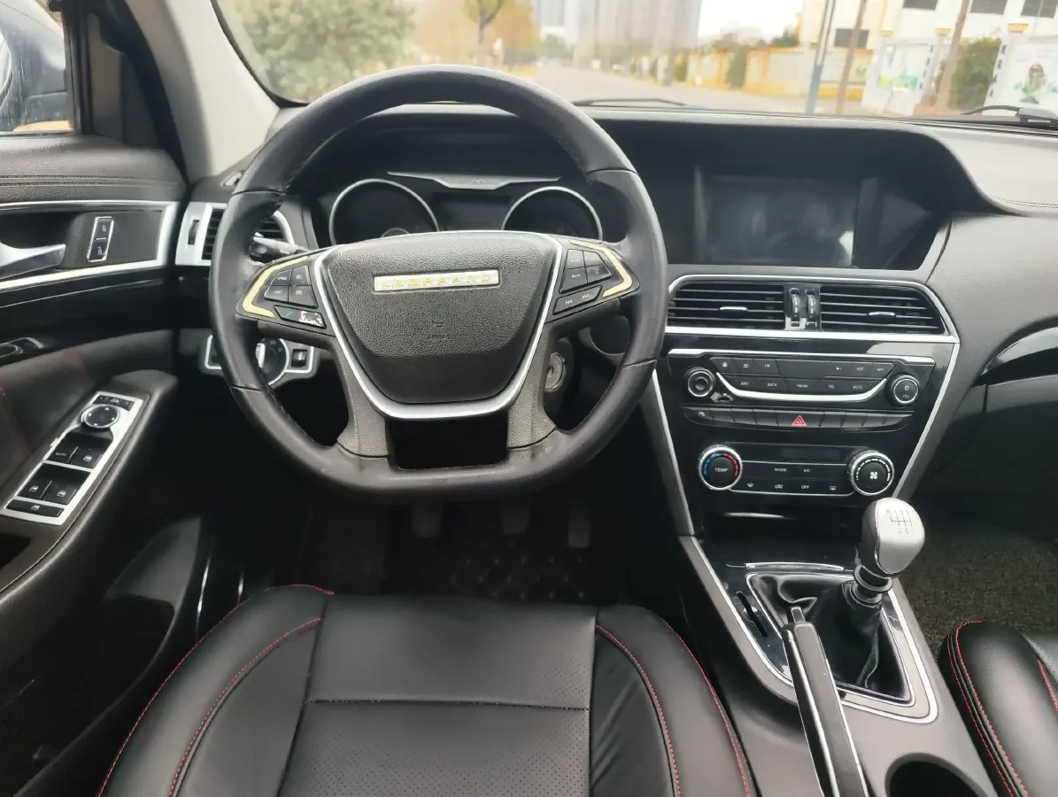 2015 Leopaard CS10 2.0T 177HP L4 6MT,autocango,china used car exporter,china ev exporter,chinese used car exporter,chinese used ev exporter