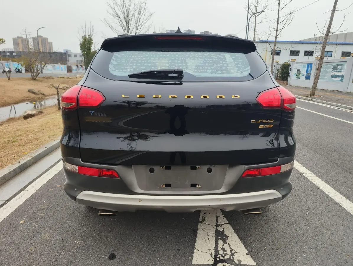 2015 Leopaard CS10 2.0T 177HP L4 6MT,autocango,china used car exporter,china ev exporter,chinese used car exporter,chinese used ev exporter