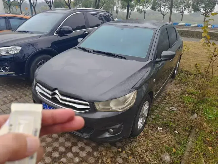 2014 Citroen Elysee 1.6L 117HP L4 5MT