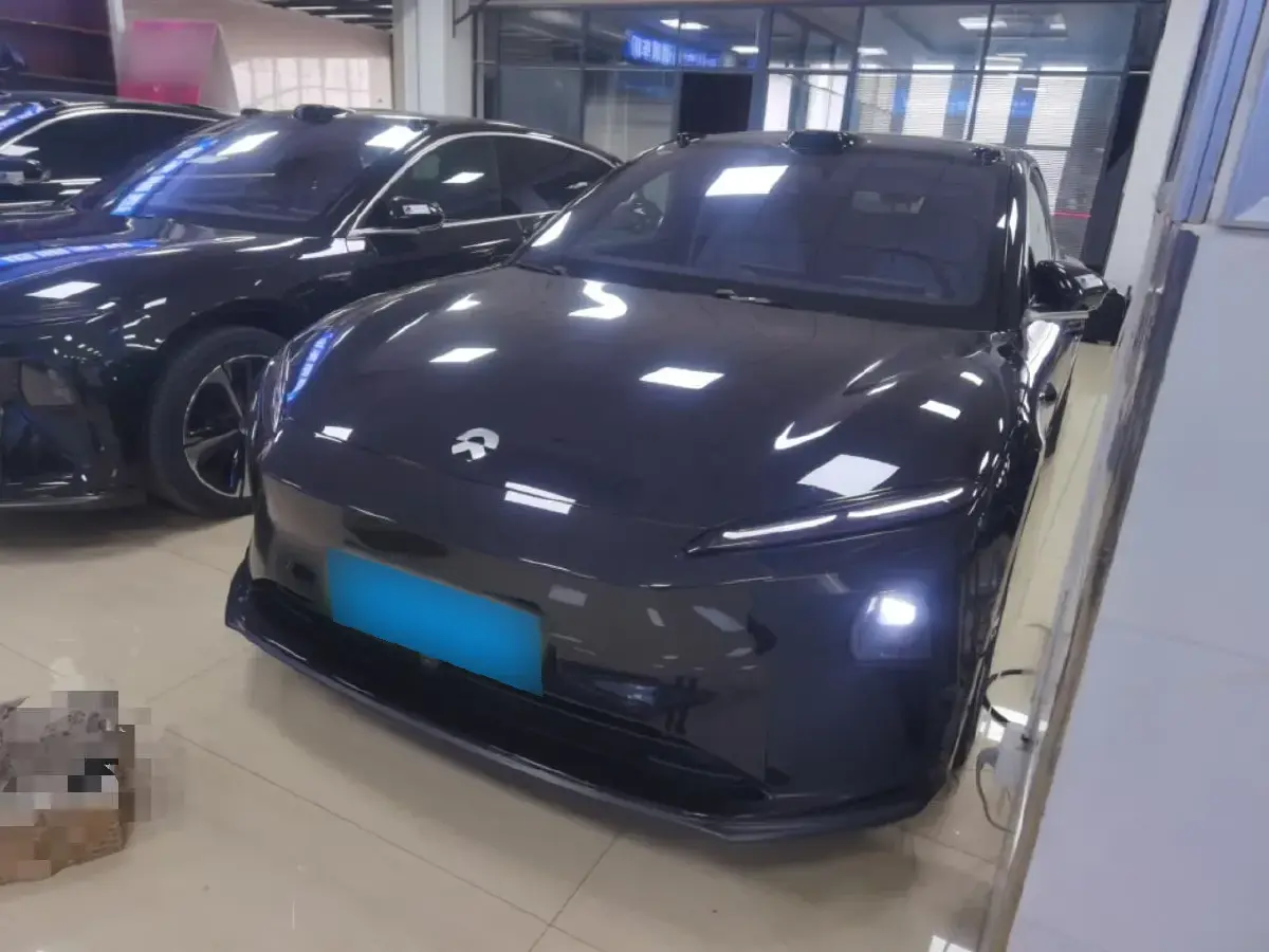 2024 NIO ET5T BEV 75KWH