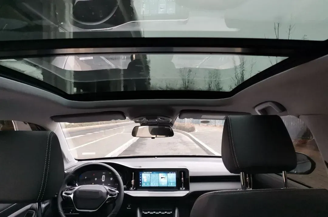 2023 WuLing XingYun 2.0L 136HP L4 1DHT Hybrid 1.8KWH,autocango,china used car exporter,china ev exporter,chinese used car exporter,chinese used ev exporter