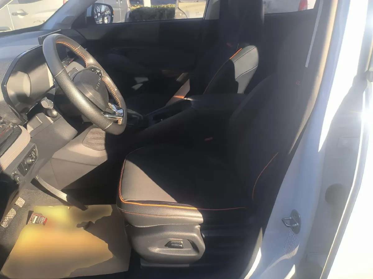 2020 BaoJun RS-3 1.5L 99HP L4 CVT,autocango,china used car exporter,china ev exporter,chinese used car exporter,chinese used ev exporter