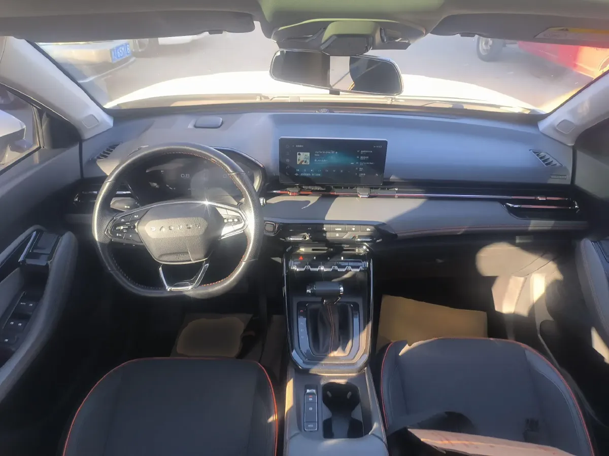 2020 BaoJun RS-3 1.5L 99HP L4 CVT,autocango,china used car exporter,china ev exporter,chinese used car exporter,chinese used ev exporter