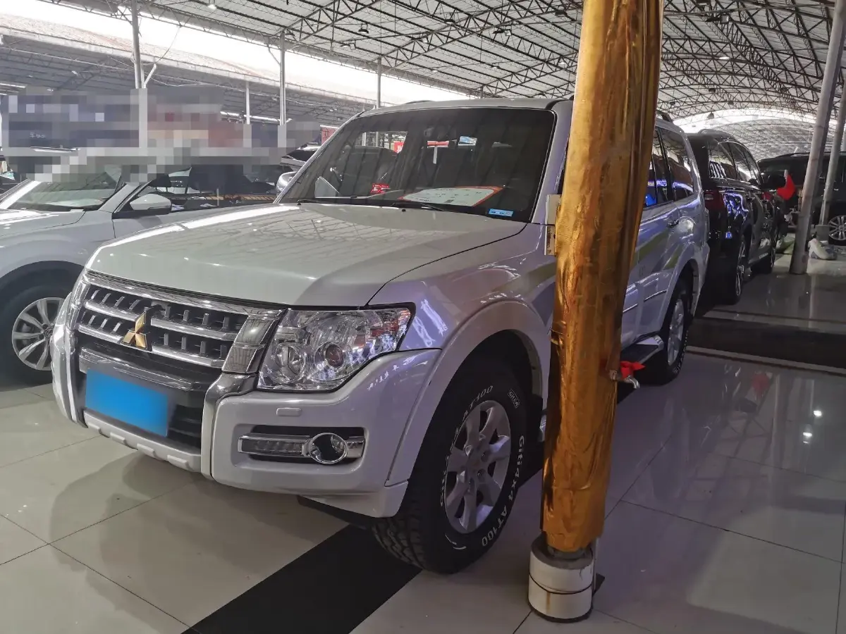 2018 Mitsubishi Pajero 3.0L 174HP V6 5AT