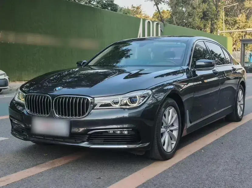 2016 BMW 7 Series 2.0T 258HP L4 8AT