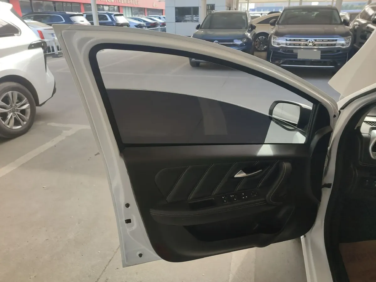 2019 JAC iEV6E BEV 34.9KWH,autocango,china used car exporter,china ev exporter,chinese used car exporter,chinese used ev exporter