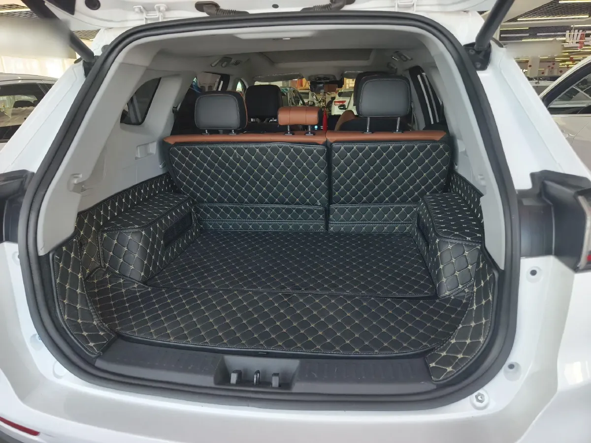 2022 Chery Tiggo 8 Plus 2.0T 254HP L4 7DCT,autocango,china used car exporter,china ev exporter,chinese used car exporter,chinese used ev exporter