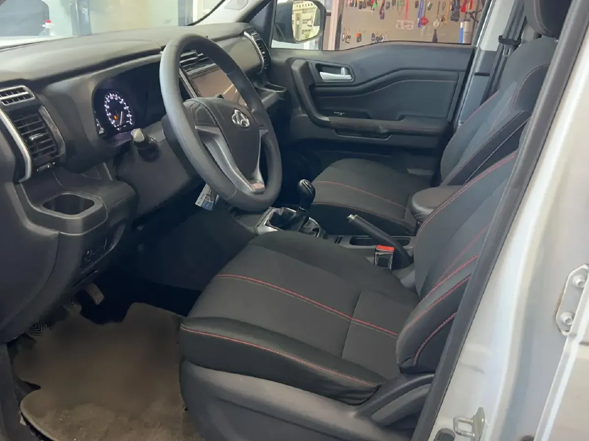 2018 ChangAn Oshan X70A 1.5L 107HP L4 5MT,autocango,china used car exporter,china ev exporter,chinese used car exporter,chinese used ev exporter