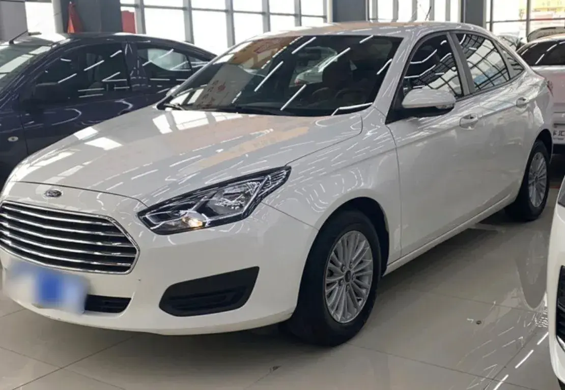 2017 Ford Escort 1.5L 113HP L4 6AT