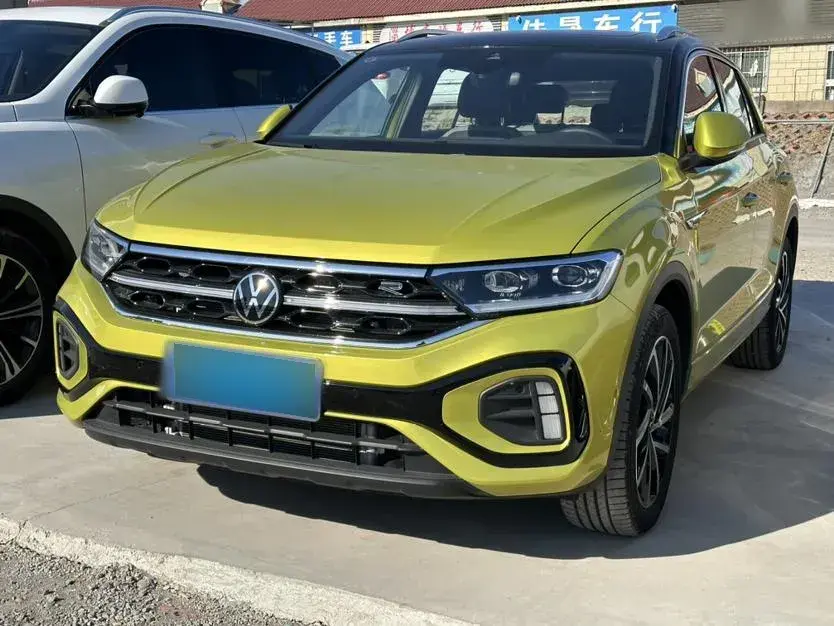 2024 Volkswagen T-Roc 1.5T 160HP L4 7DCT