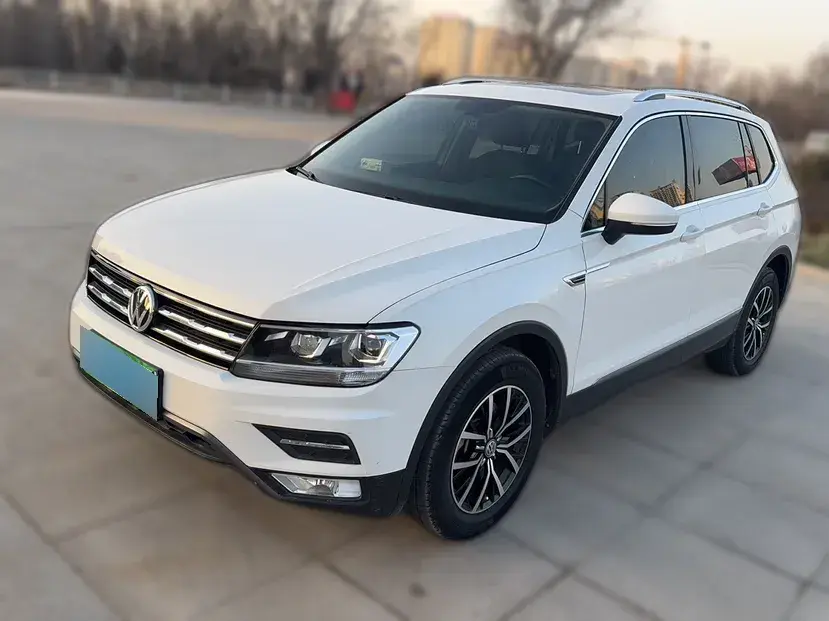 2017 Volkswagen Tiguan L 1.8T 180HP L4 7DCT