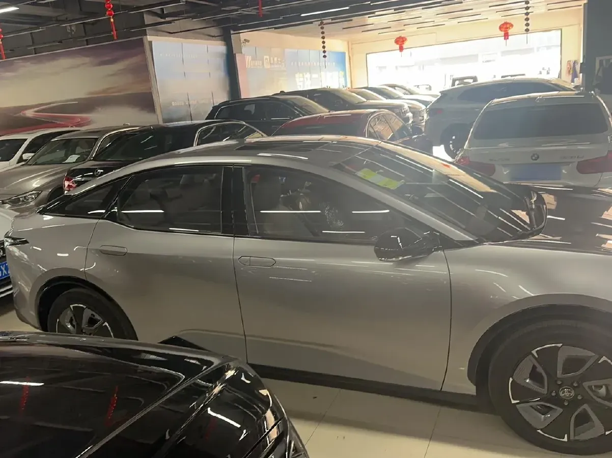 2024 Toyota bZ3 BEV 49.92KWH,autocango,china used car exporter,china ev exporter,chinese used car exporter,chinese used ev exporter