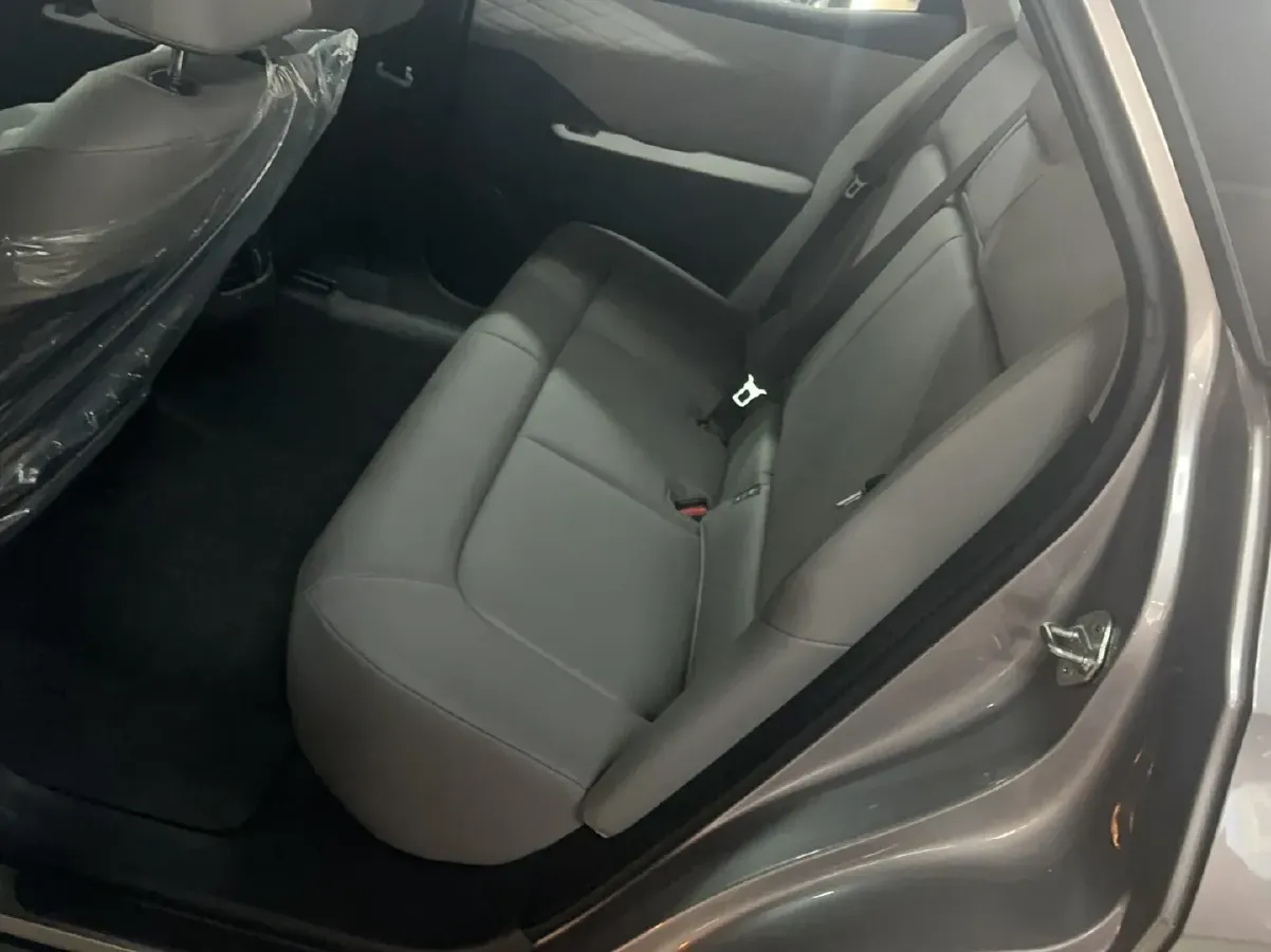 2024 Toyota bZ3 BEV 49.92KWH,autocango,china used car exporter,china ev exporter,chinese used car exporter,chinese used ev exporter