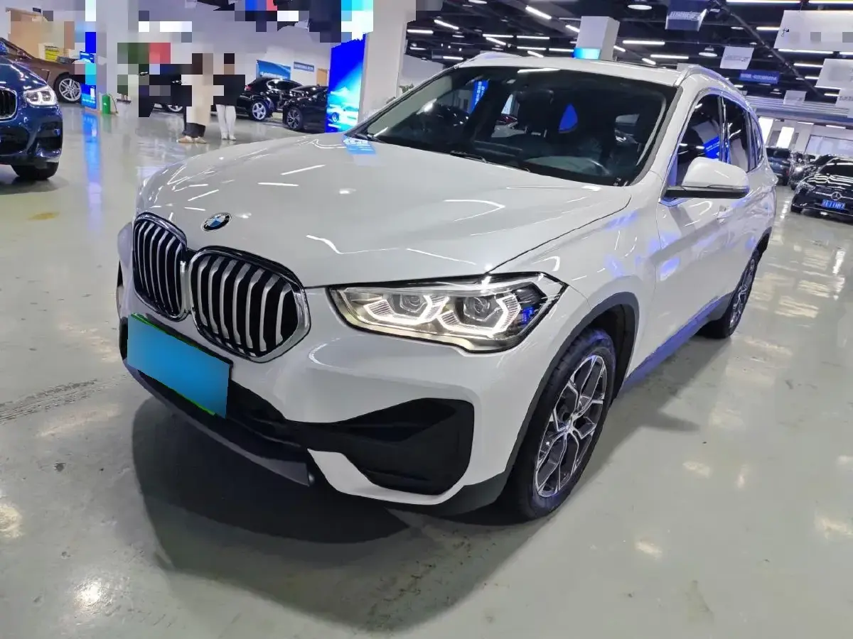 2022 BMW X1 2.0T 192HP L4 7DCT