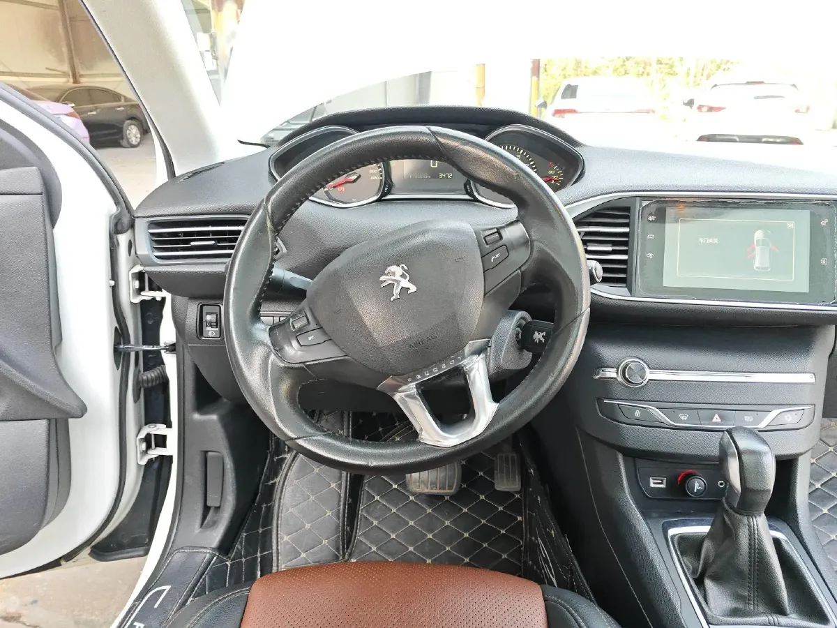 2015 Peugeot 308S 1.2T 136HP L3 6AT,autocango,china used car exporter,china ev exporter,chinese used car exporter,chinese used ev exporter