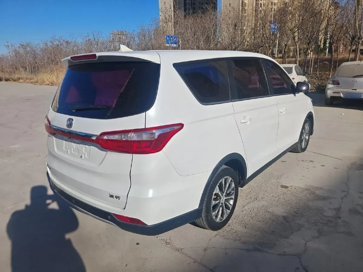 2017 ChangAn Linmax 1.6L 125HP L4 5MT,autocango,china used car exporter,china ev exporter,chinese used car exporter,chinese used ev exporter