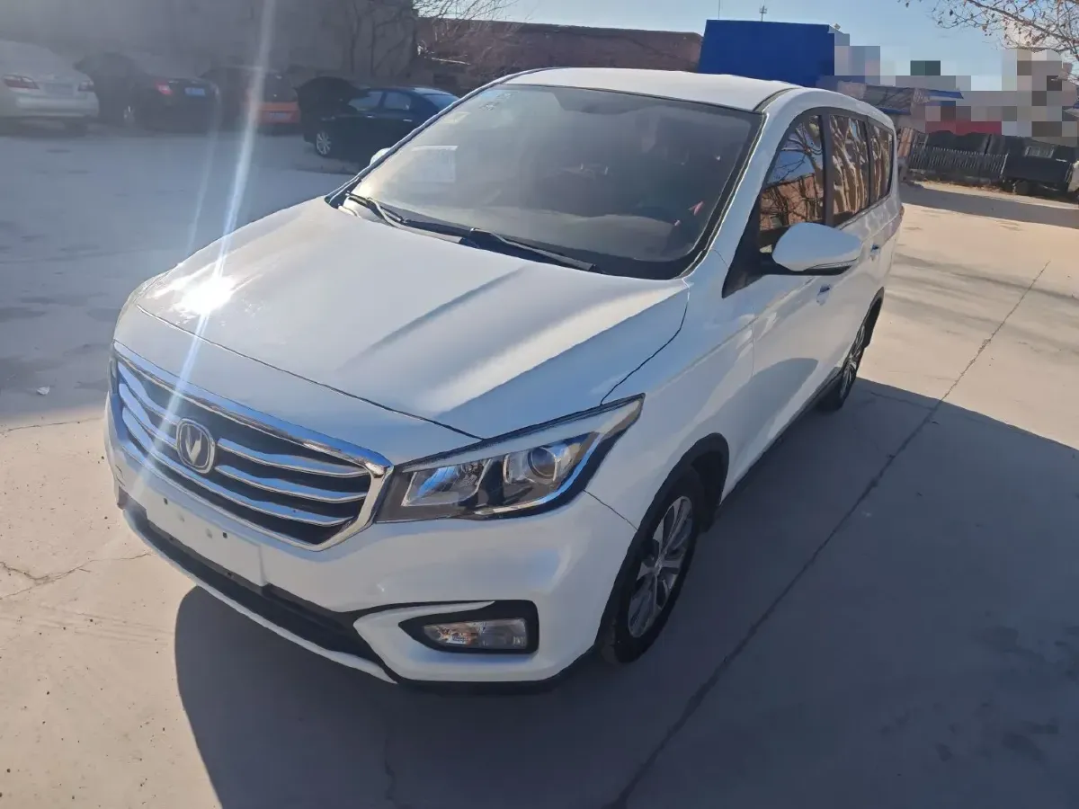2017 ChangAn Linmax 1.6L 125HP L4 5MT,autocango,china used car exporter,china ev exporter,chinese used car exporter,chinese used ev exporter