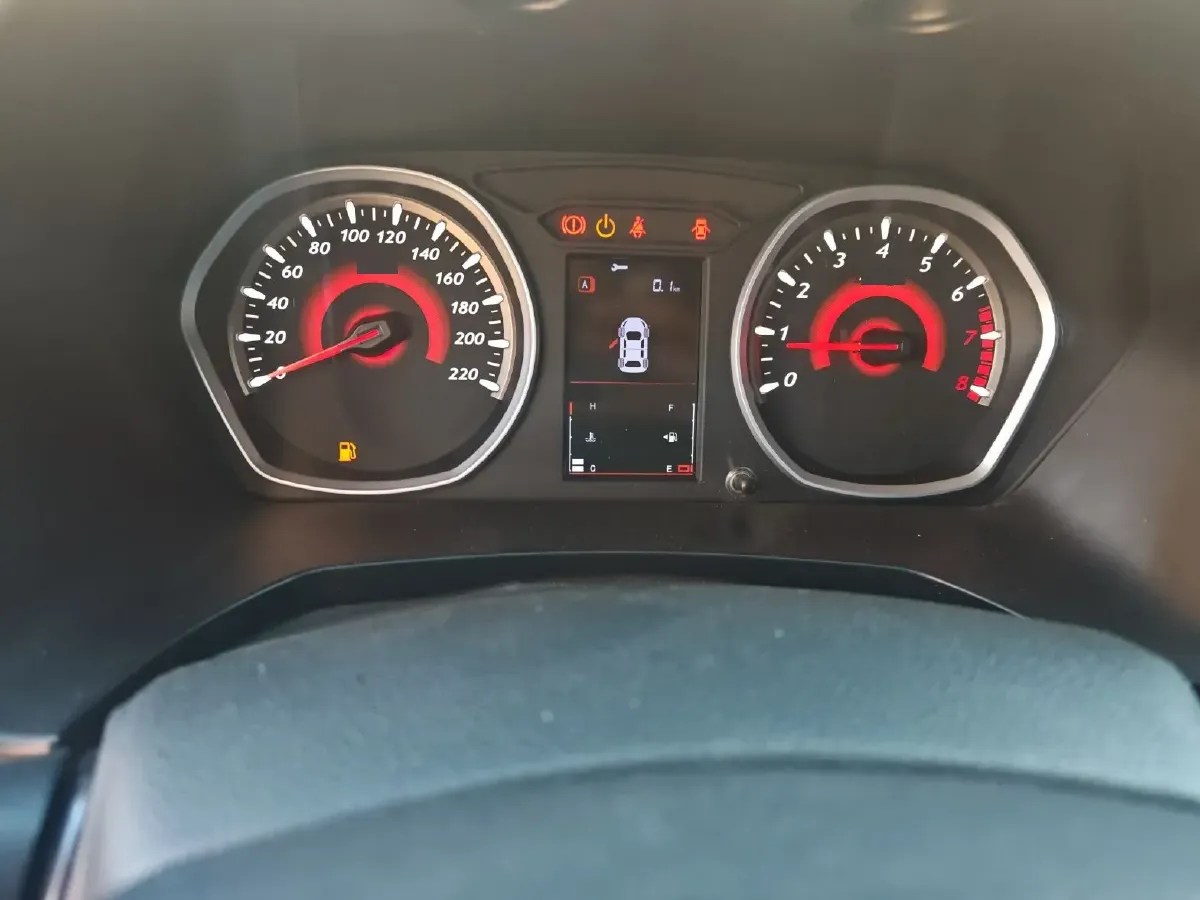 2019 Soueast DX3 1.5L 120HP L4 5MT,autocango,china used car exporter,china ev exporter,chinese used car exporter,chinese used ev exporter