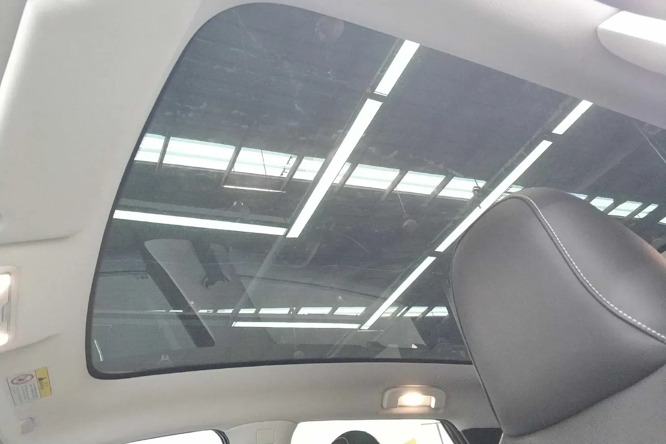 2023 Venucia Grand V DD-i 1.5T 163HP L4 E-CVT PHEV 18.4KWH,autocango,china used car exporter,china ev exporter,chinese used car exporter,chinese used ev exporter