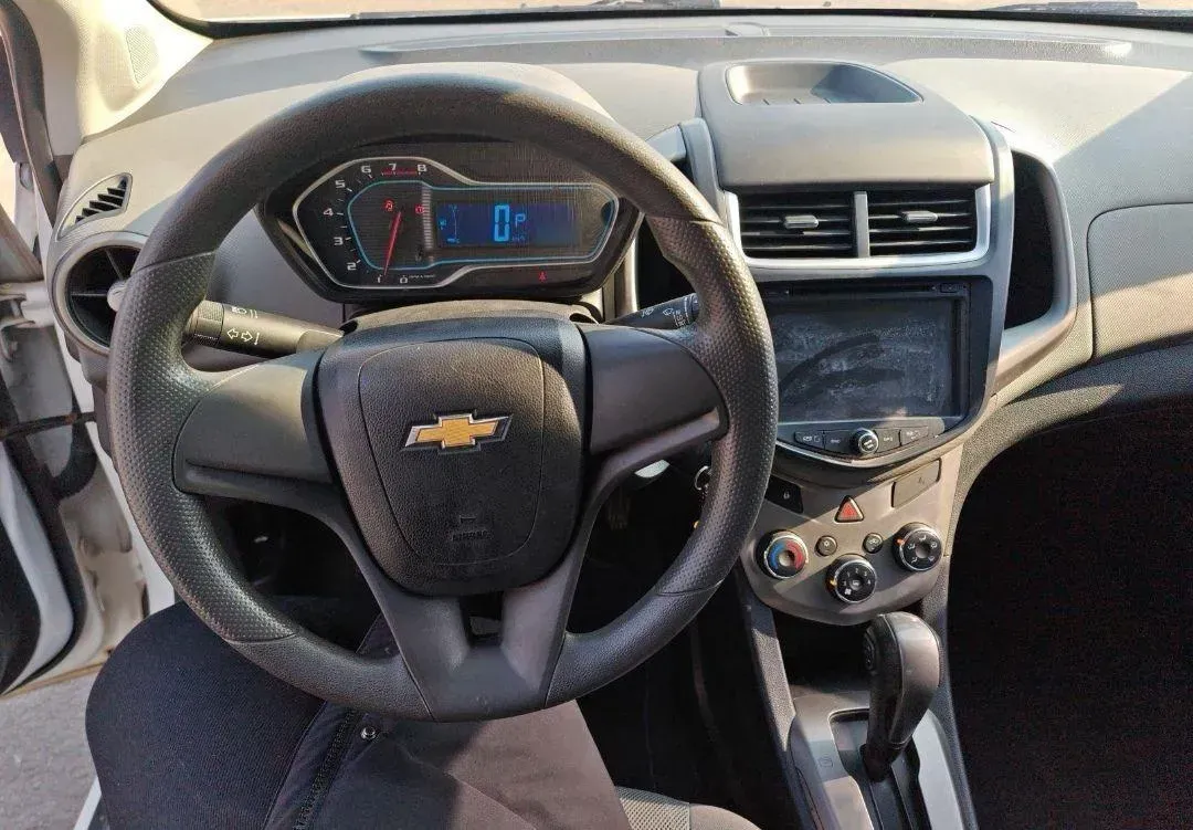 2014 Chevrolet Aveo 1.4L 103HP L4 6AT,autocango,china used car exporter,china ev exporter,chinese used car exporter,chinese used ev exporter