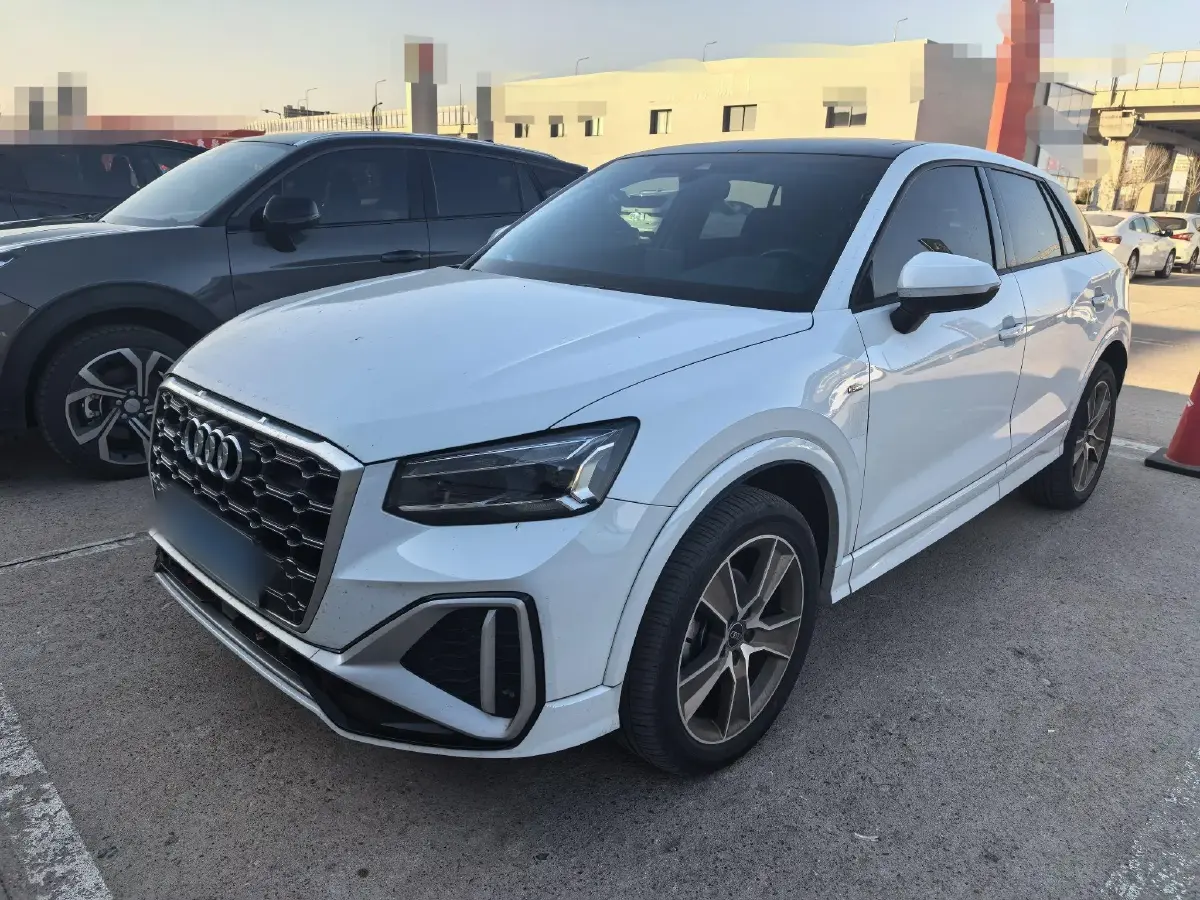 2022 Audi Q2L 1.4T 150HP L4 7DCT