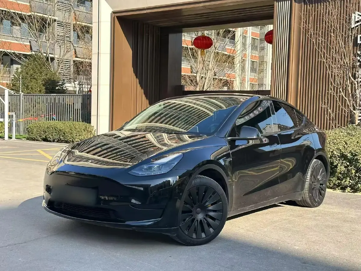 2022 Tesla Model Y BEV 60KWH